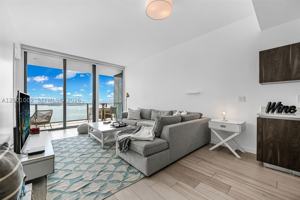 featured image of 480 Ne 31st St #3806