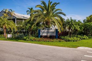 featured image of 1055 N Franklin Ave #1055G