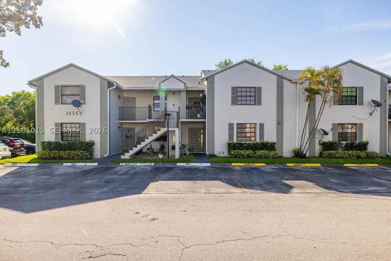 1055 N Franklin Ave #1055G - Photo 4 of 28