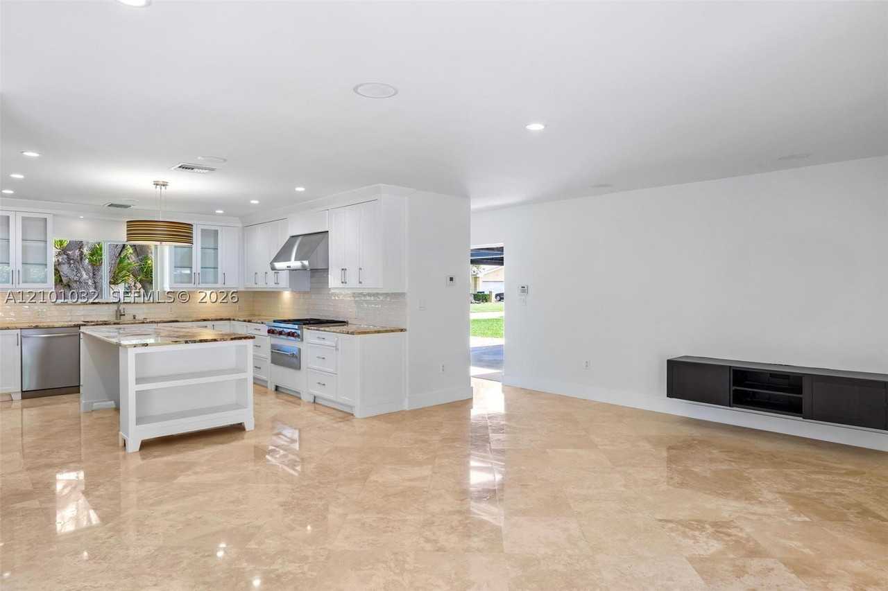 14321 Sw 78th Ct - Photo 7 of 50