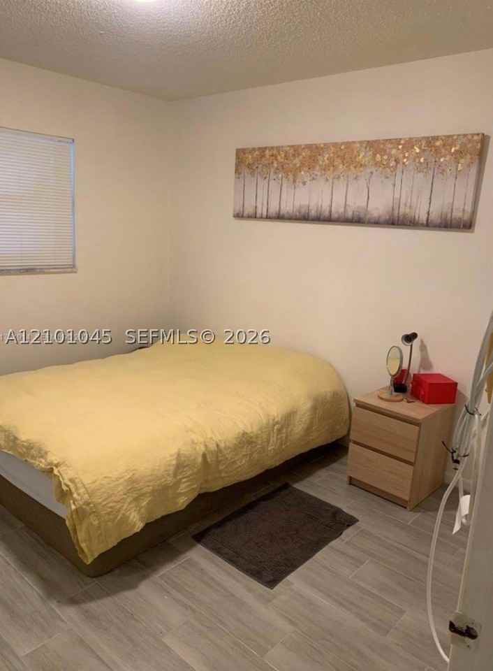 300 Berkley Rd #312 - Photo 3 of 10