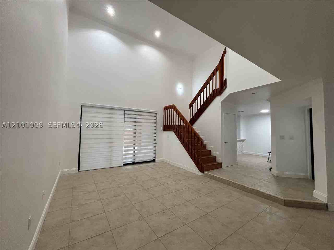 9434 Sw 123rd Ct #9434 - Photo 4 of 28