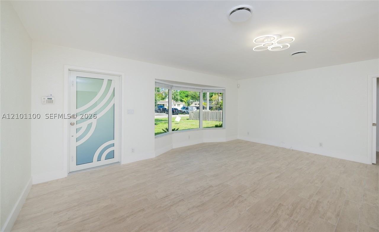 5316 Buchanan St #0 - Photo 3 of 50