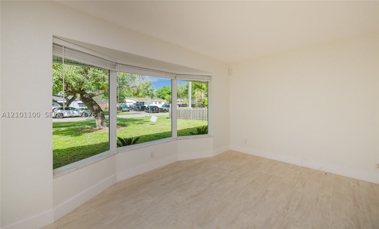 5316 Buchanan St #0 - Photo 4 of 50