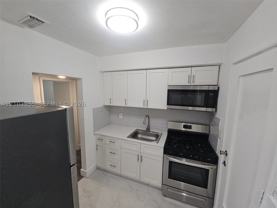 7435 Byron Ave #04 - Photo 1 of 1