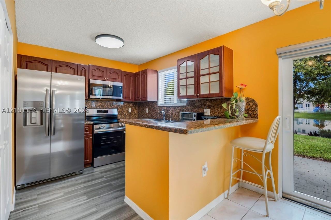 2125 Nw 77th Way #101 - Photo 6 of 30