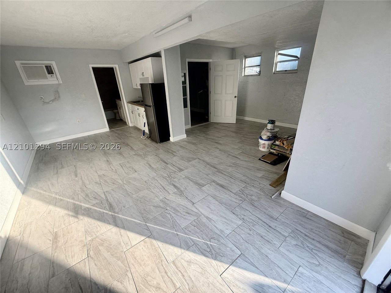 1132 Nw 30th Ave #C - Photo 4 of 15