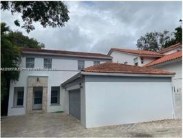 featured image of 1725 Tigertail Ave