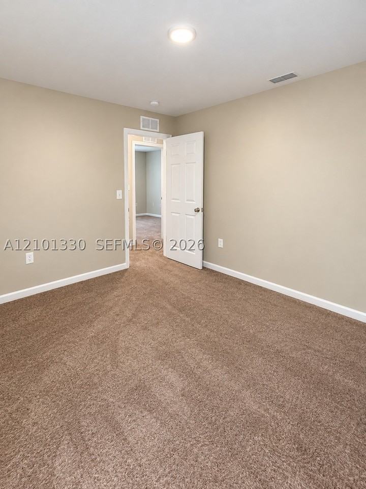 3426 Dahlia Dr - Photo 4 of 9