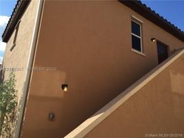 featured image of 17005 Sw 94th Ter #B