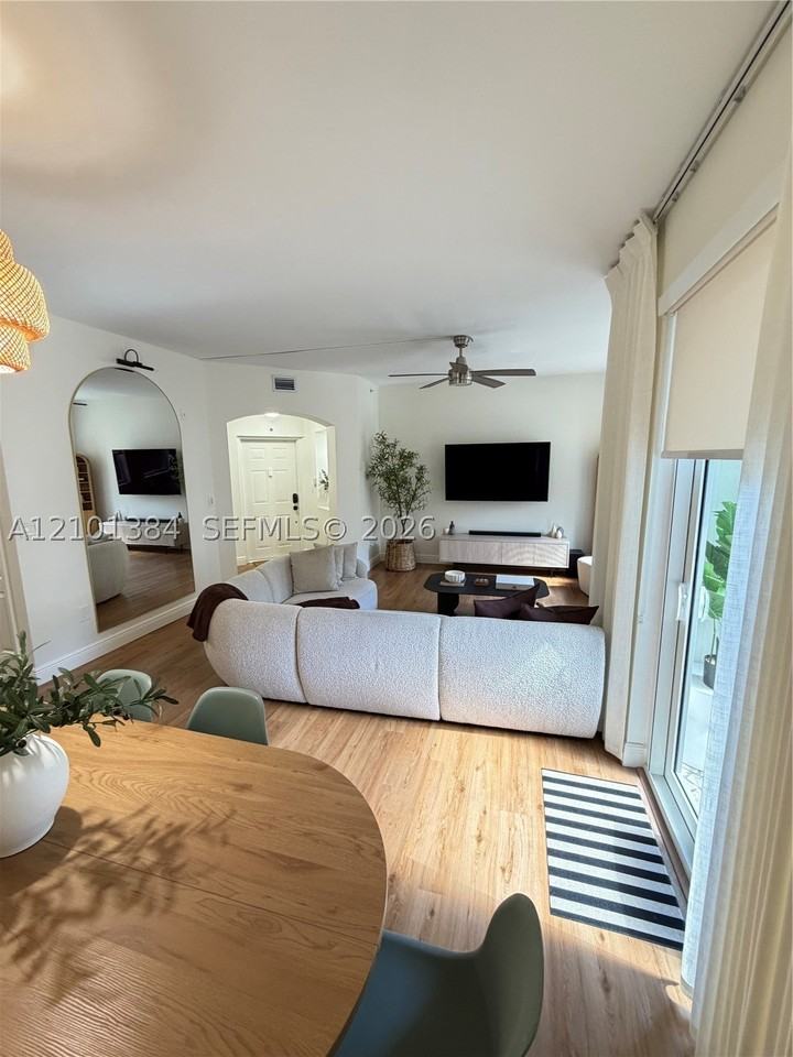 8866 W Flagler St #207 - Photo 5 of 15