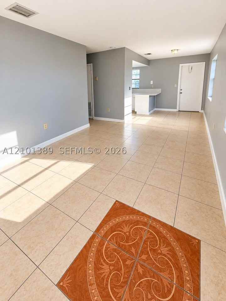 6130 Fillmore St #6 - Photo 2 of 8