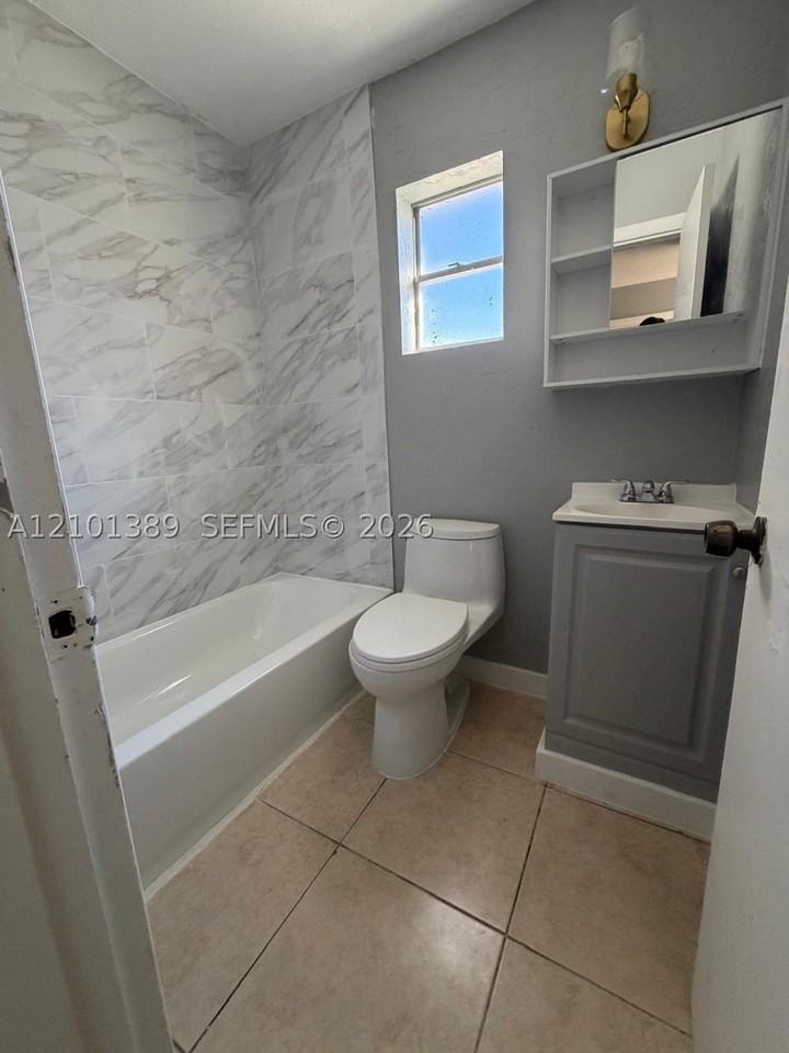6130 Fillmore St #6 - Photo 7 of 8