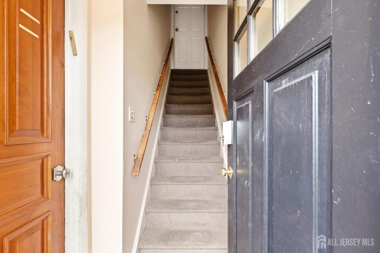 65 Campbell Ave #FL2 - Photo 5 of 26