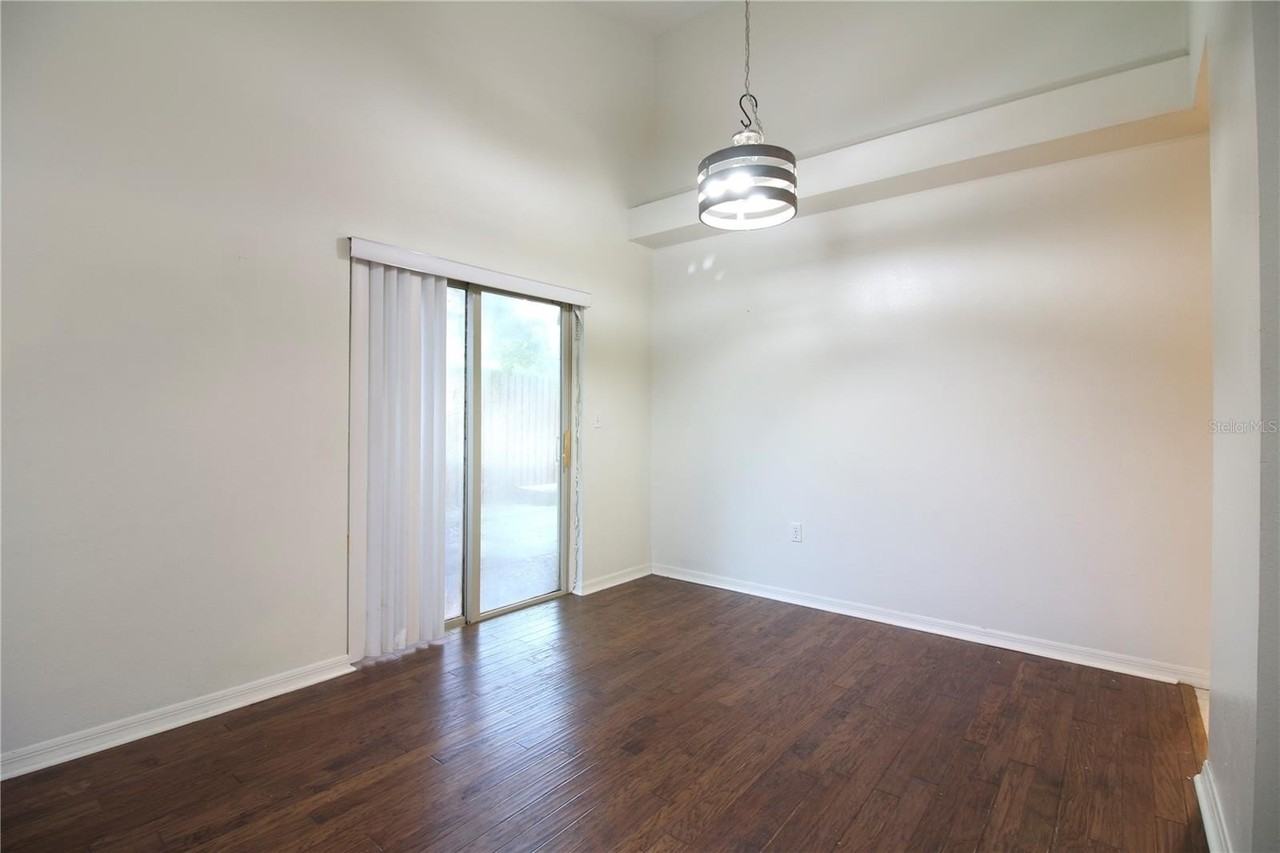 5046 Fairfield Ct - Photo 4 of 21