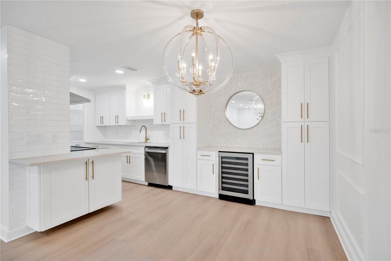 3024 Plaza Terrace Dr #3024 - Photo 4 of 16