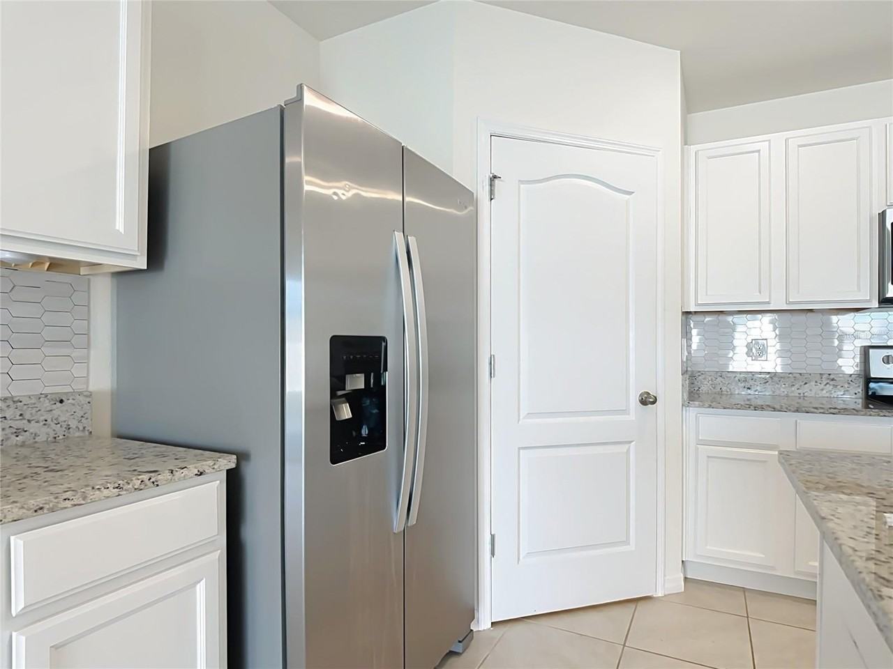 3956 Magenta Pl - Photo 6 of 31