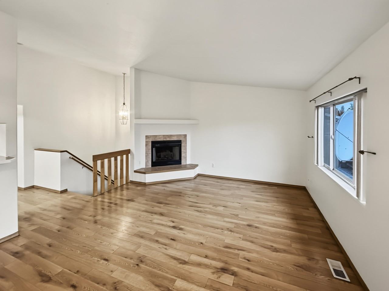 2633 Easthaven Cir #1 - Photo 2 of 10