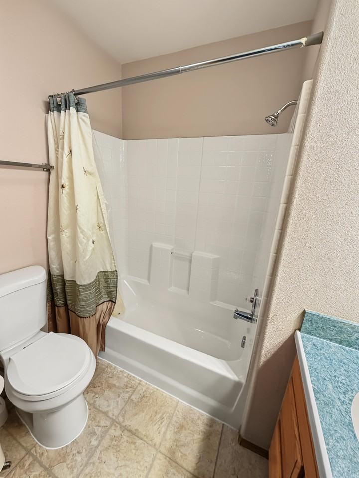 2633 Easthaven Cir #1 - Photo 5 of 10