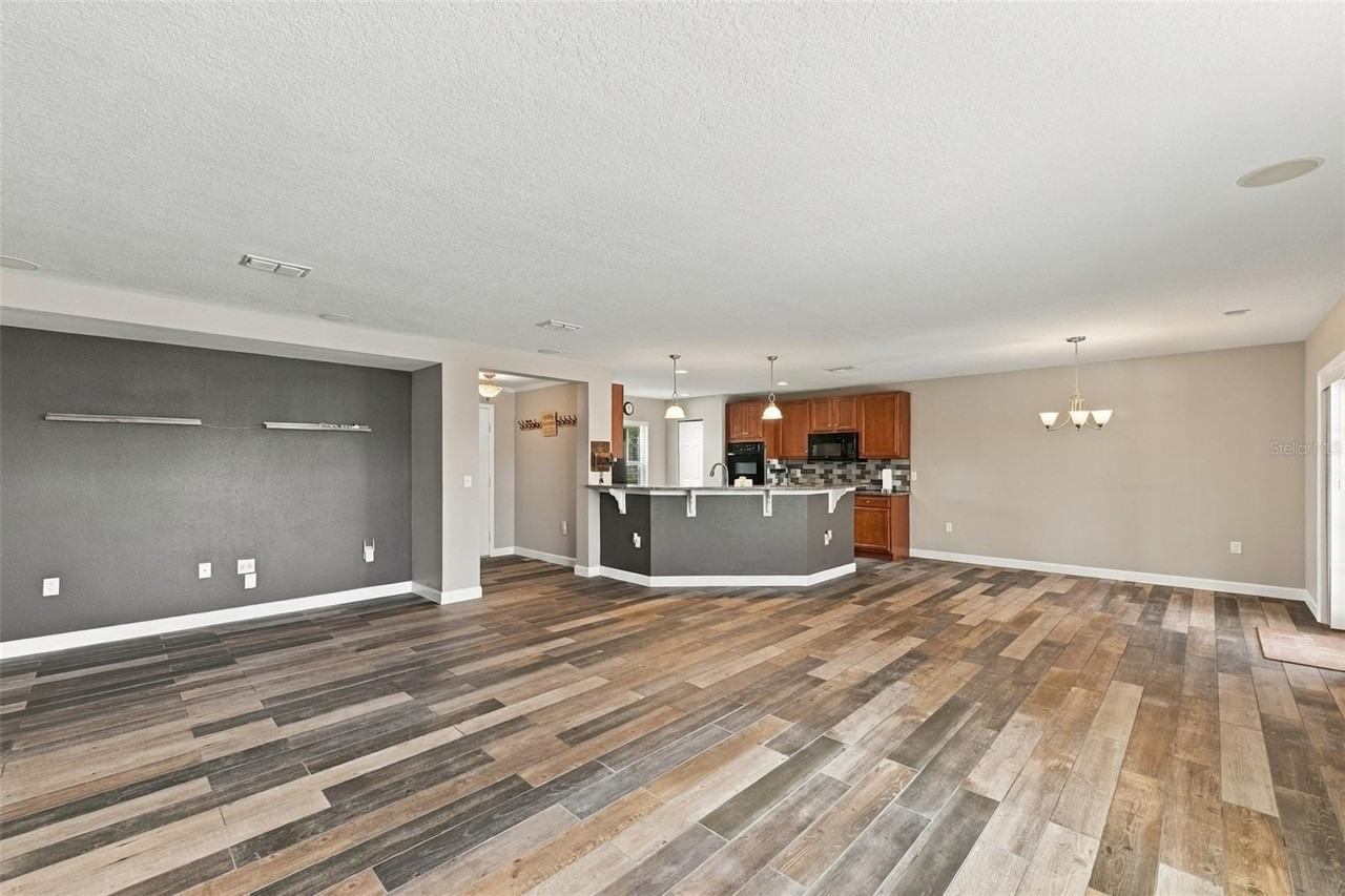5213 Butterfly Shell Dr - Photo 6 of 50
