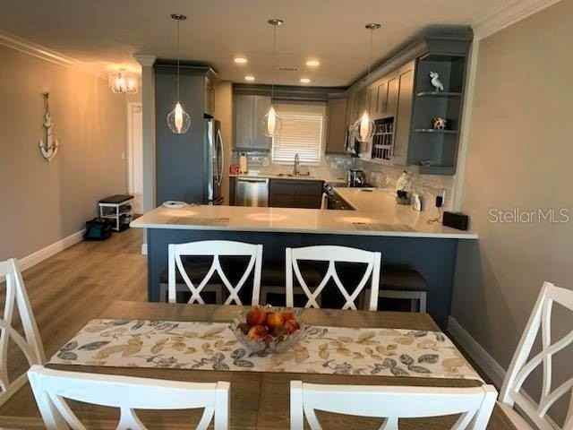55 Harbor View Ln #202 - Photo 4 of 15