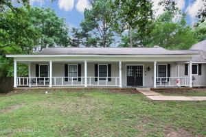 featured image of 320 Helmsley Dr