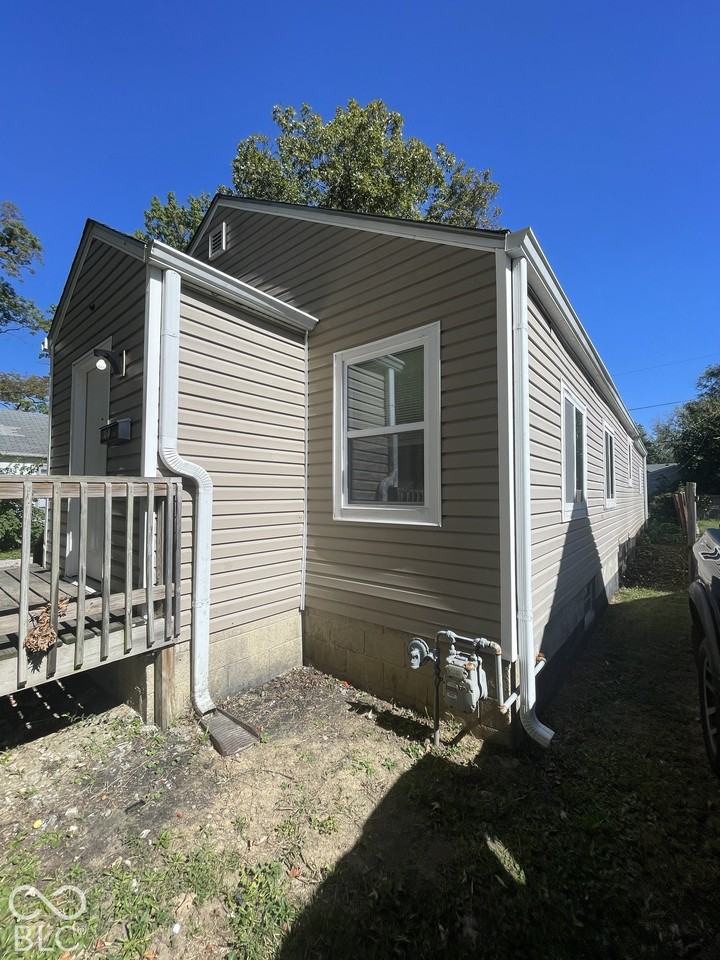 3547 Wallace Ave - Photo 2 of 22