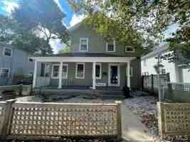 featured image of 26 2nd Ave