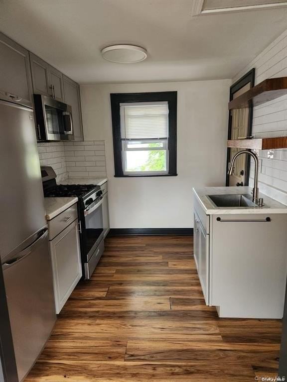 9 Court St E #1REAR - Photo 4 of 13