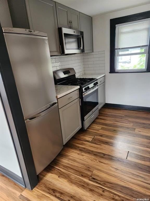 9 Court St E #1REAR - Photo 5 of 13