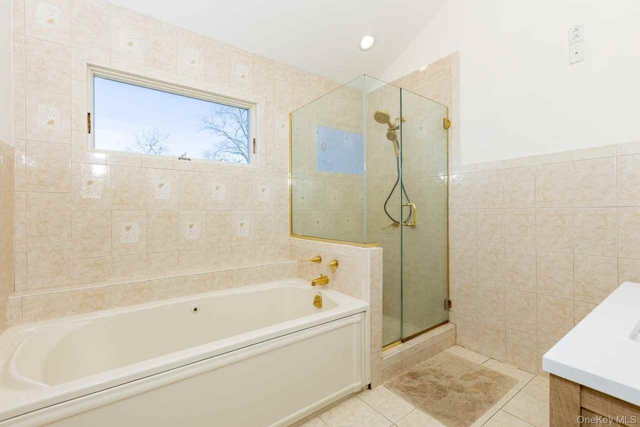 56 Riverdale Ave - Photo 6 of 12