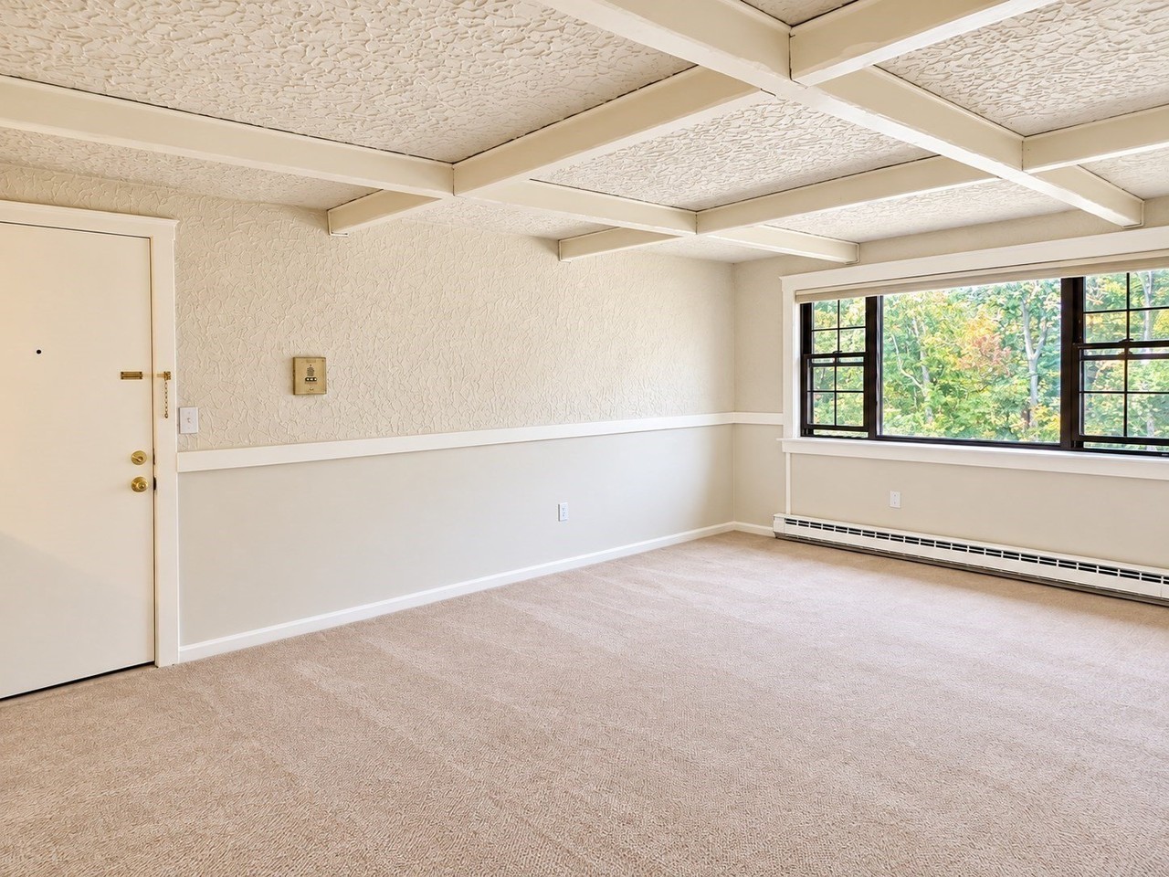 35 Swanson Ct #32D - Photo 5 of 14