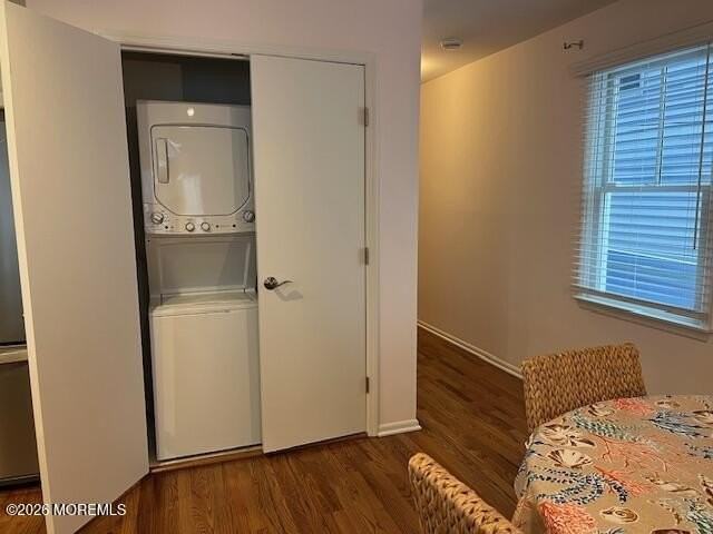100 Ocean Park Ave - Photo 5 of 19