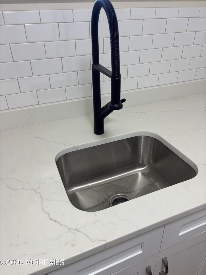 30 Main St #5 - Photo 5 of 6