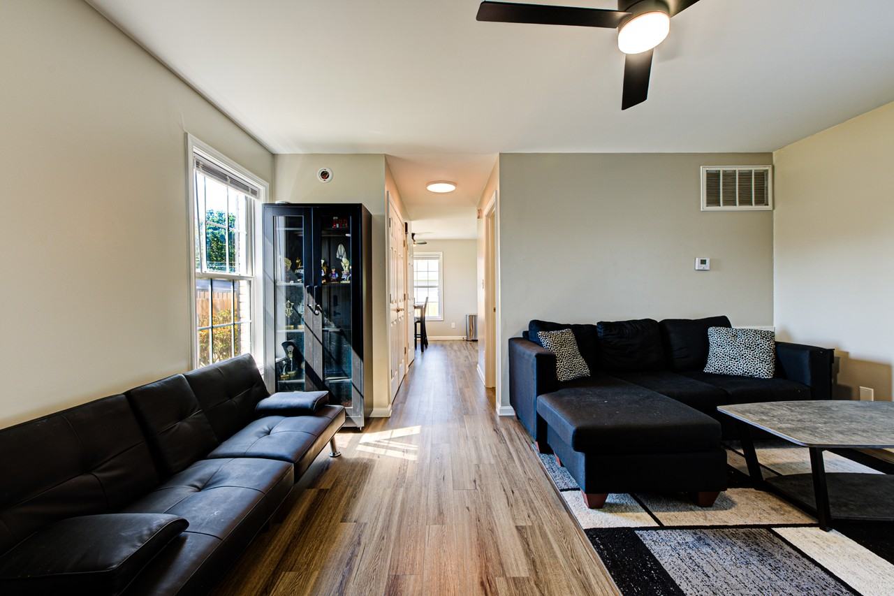 126 Deerfield Ct #1 - Photo 5 of 25