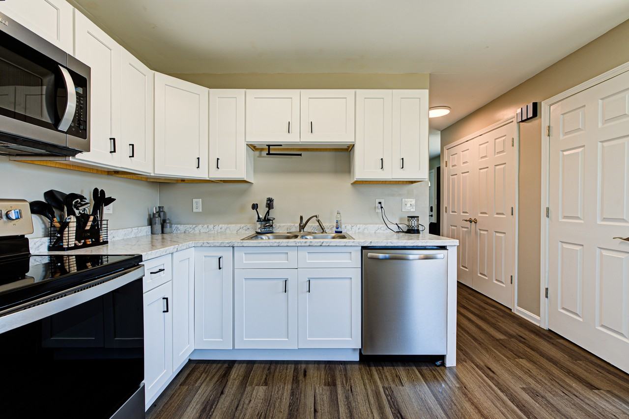126 Deerfield Ct #1 - Photo 7 of 25