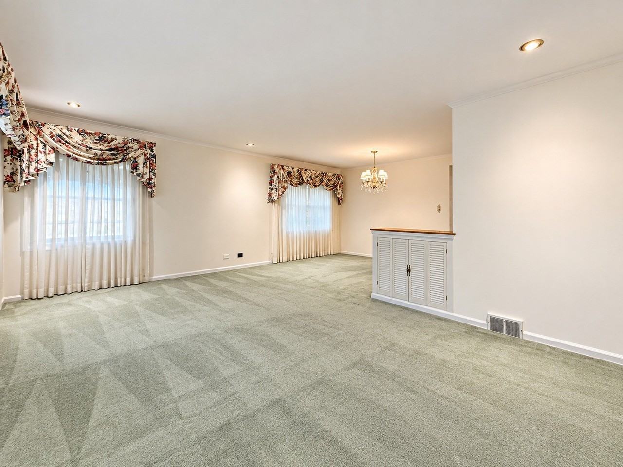 1400 Huntington Dr - Photo 4 of 12