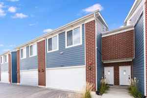 featured image of 1036 Gillespie Ln