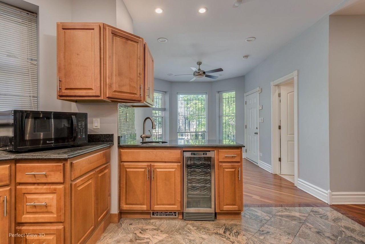 1437 N Washtenaw Ave #1 - Photo 3 of 23