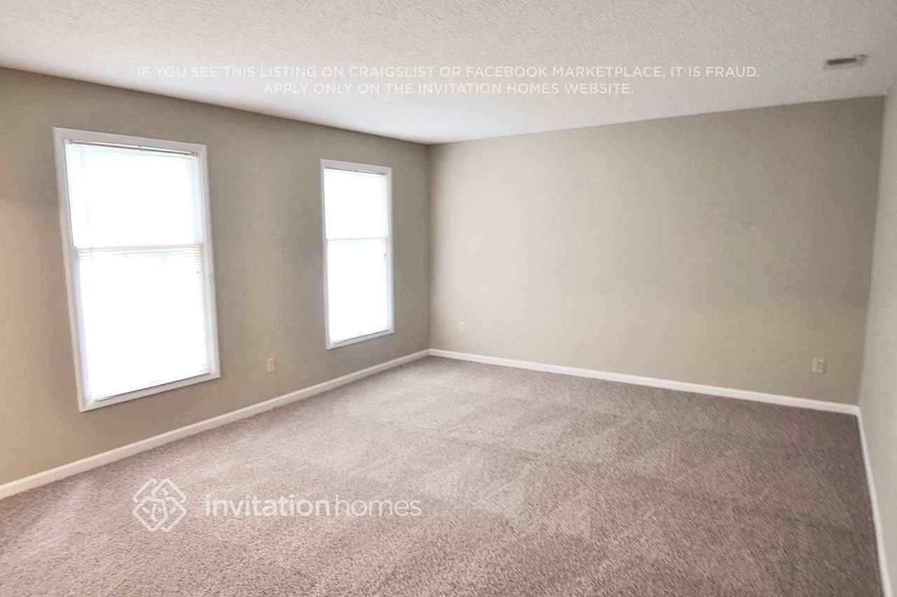 7241 Connan Ln - Photo 6 of 10