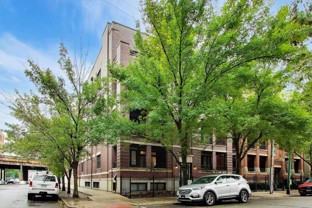 693 N Peoria St #3N - Photo 1 of 1