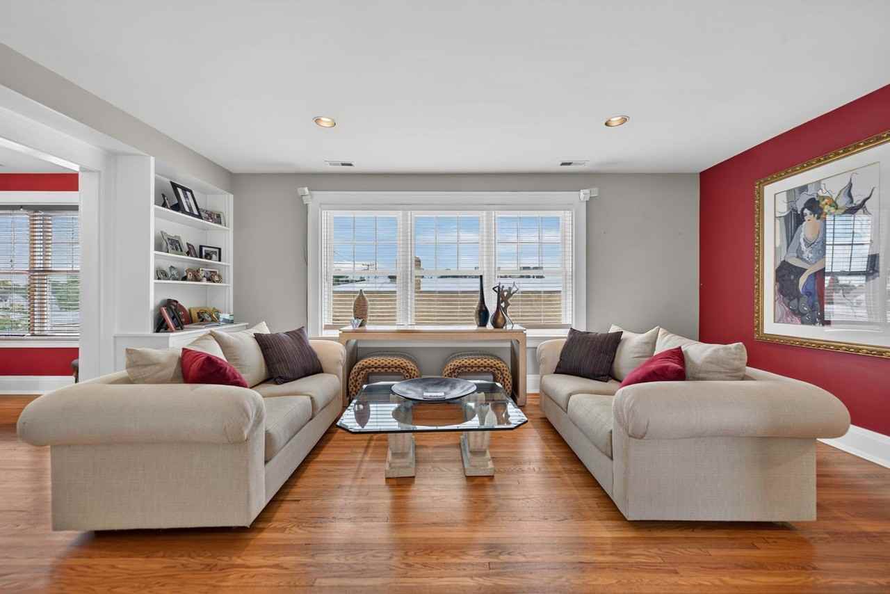 51 N Williams St - Photo 2 of 26