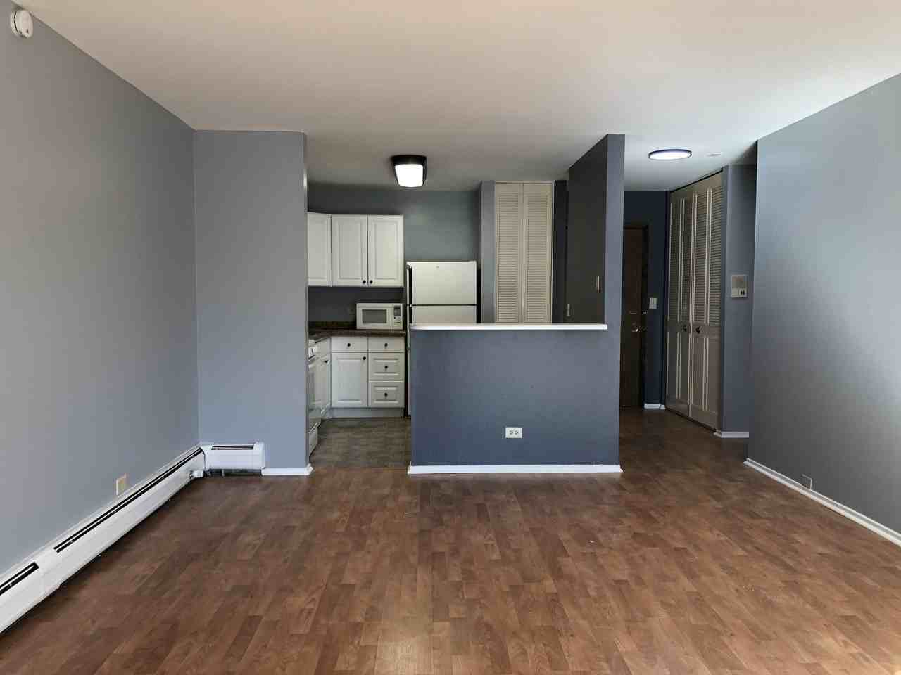 600 Bayside Dr #5 - Photo 2 of 7
