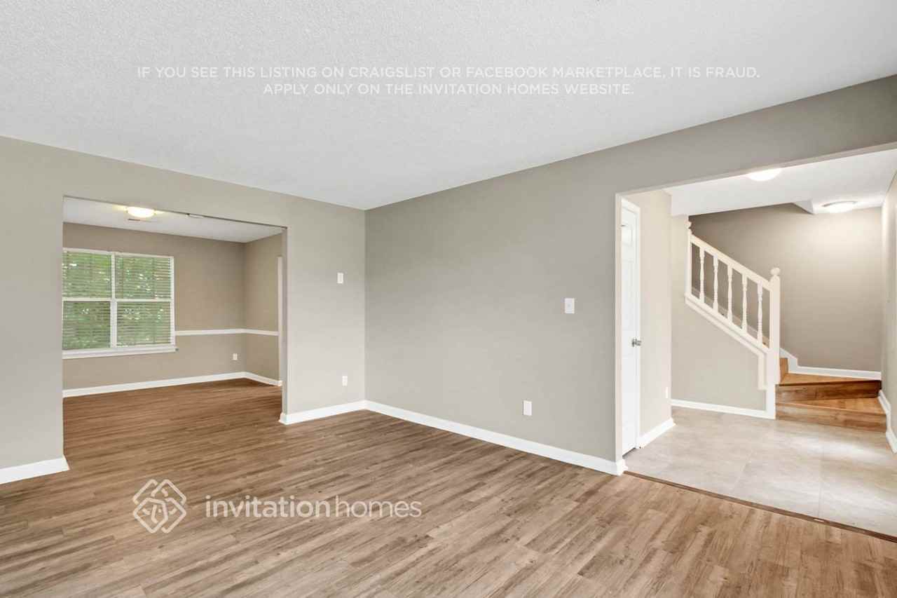 2948 Woody Ct - Photo 5 of 26