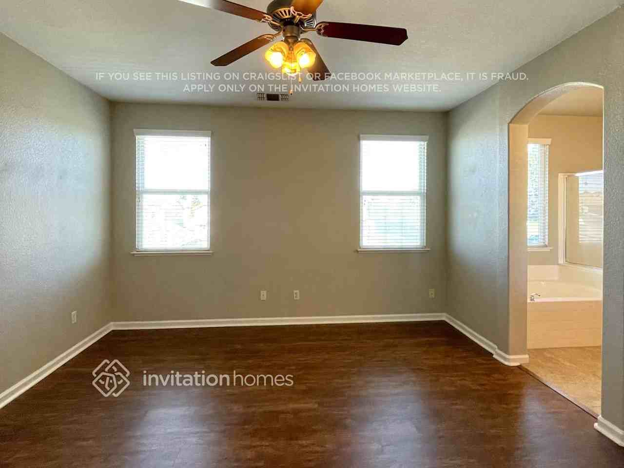 465 Elmwood Ct - Photo 6 of 13