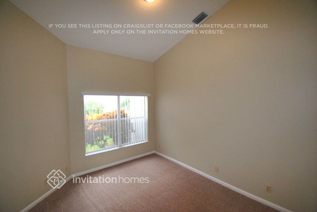 670 W Clearbrook Cir - Photo 6 of 12