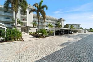 featured image of 307 Goodlette-Frank Rd S #B202