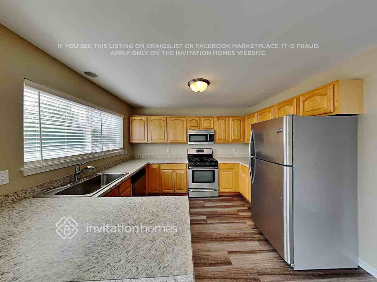 1747 Walnut Park Ln - Photo 7 of 19