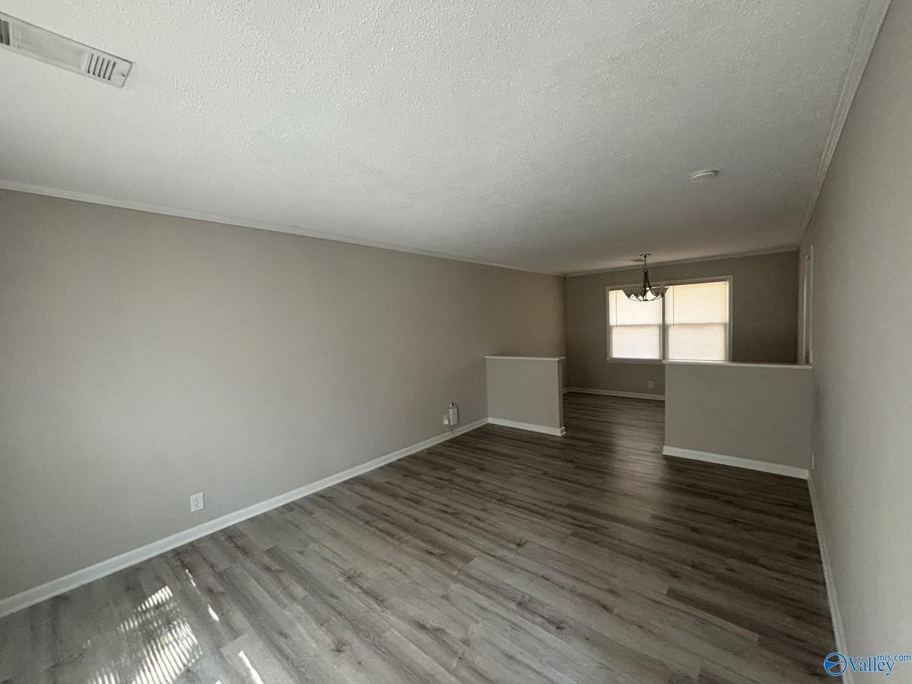 2519 Excalibur Dr Se - Photo 5 of 28