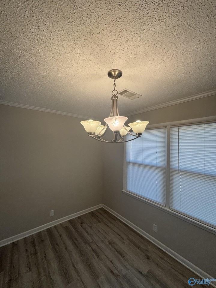 2519 Excalibur Dr Se - Photo 7 of 28